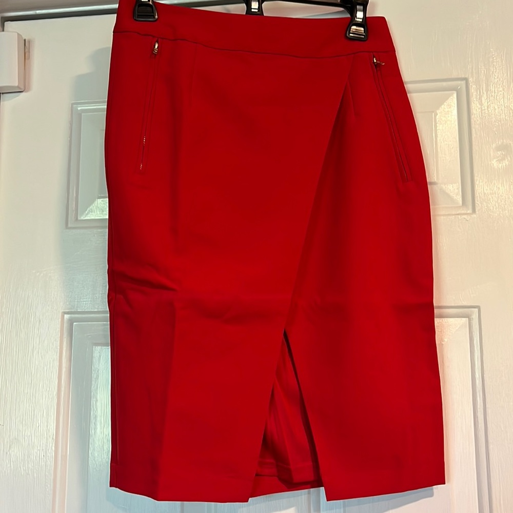 Gorgeous red skirt NWT